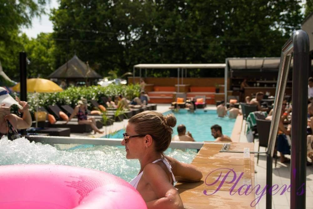 Player'S Pool&Rooms Vonyarcvashegy Ngoại thất bức ảnh